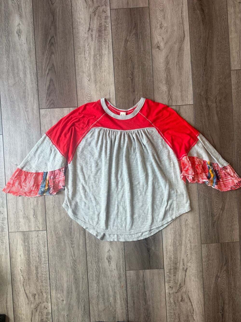 We The Free Friday Fever Thermal Top Size S Red Grey Boho